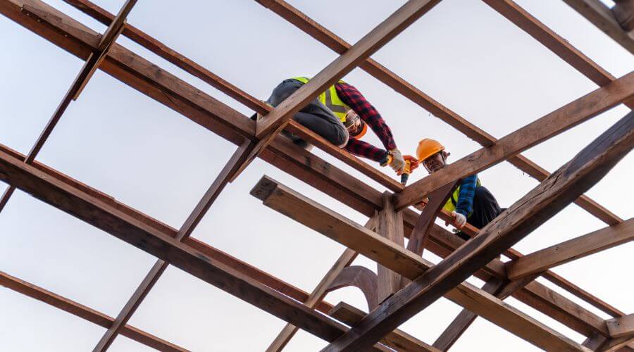 Professional gutter cleaning services in Kalama, WA